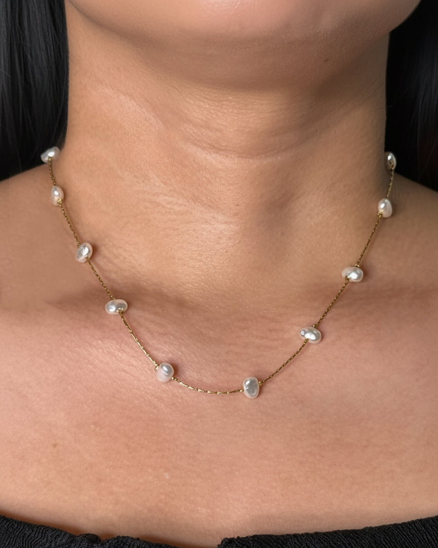 Antonia Pearl Beaded Design Pendant Thin Long Anchor Link Chain Gold Necklace