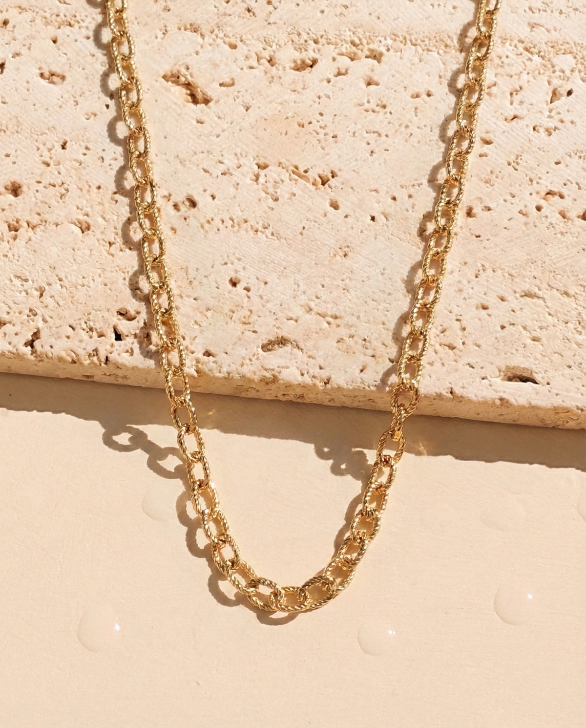 Avaris Textured Groove Design Rounded Link Chain Gold (Chain Only) Necklace