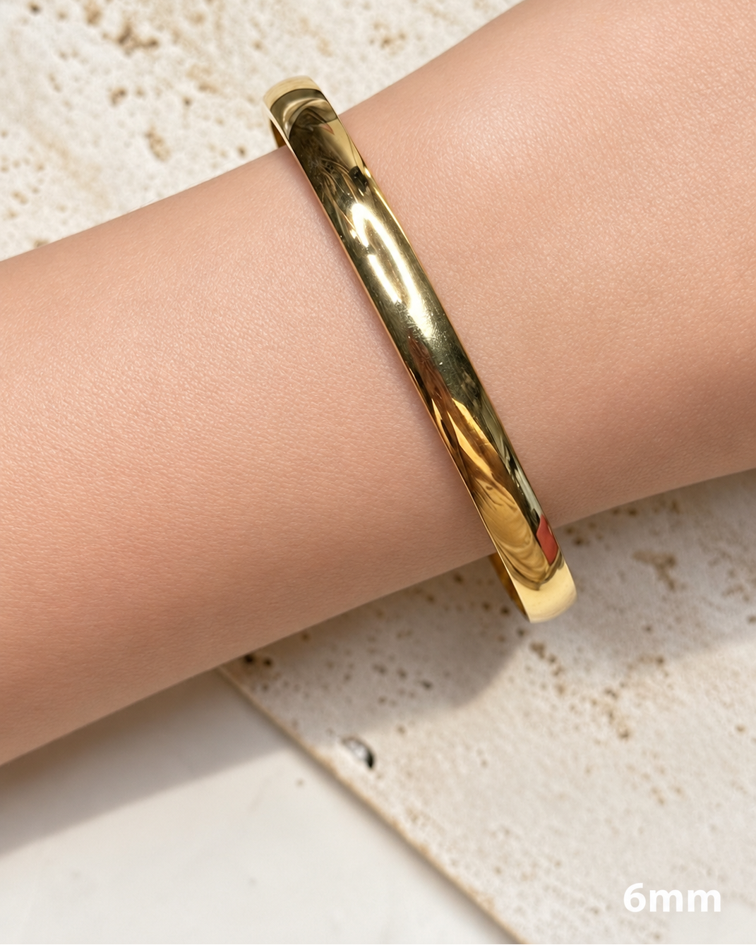 Cameron (Gold) Flat Rounded Smooth Thin Solid Closed Bangle