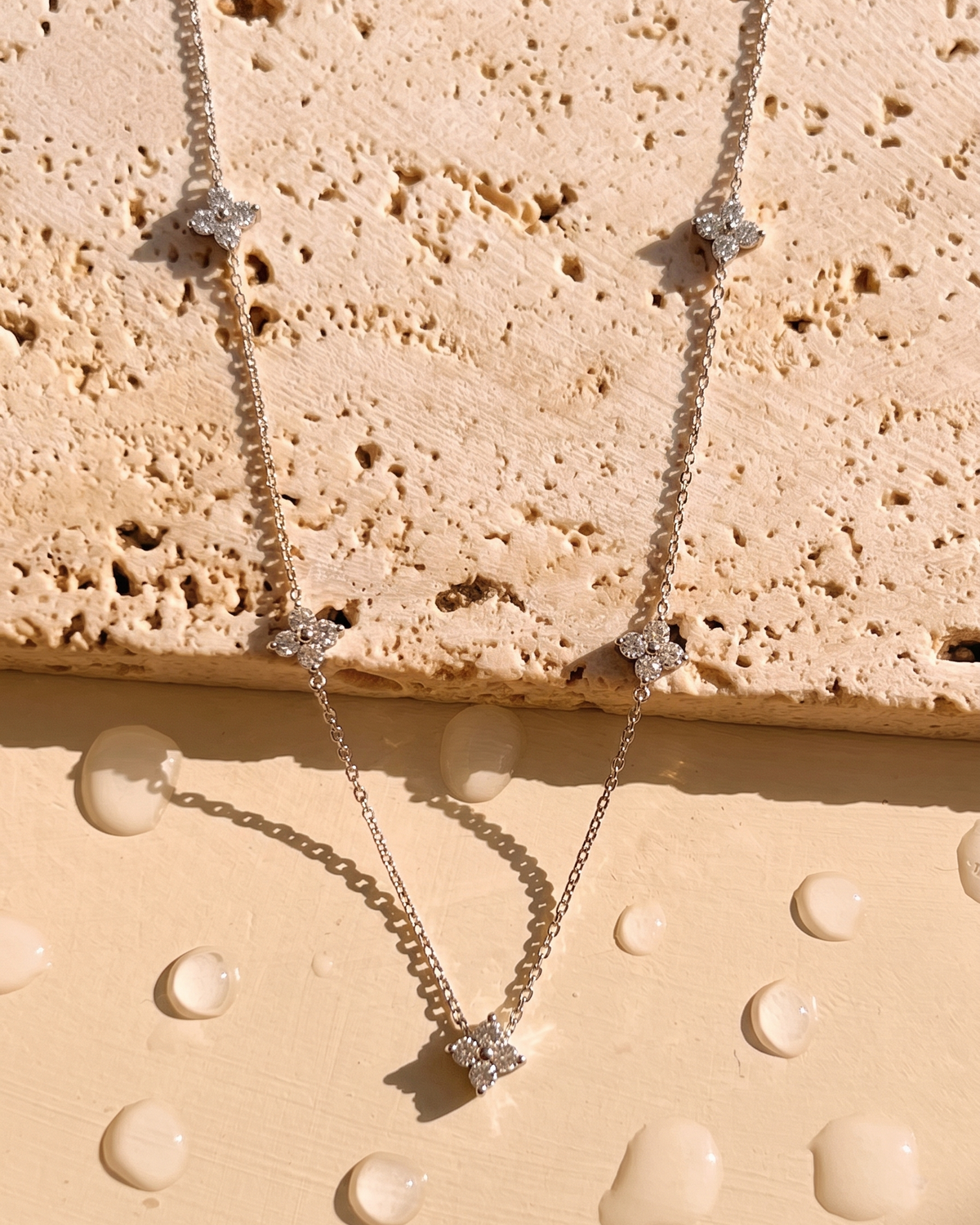 Charmaine (Silver) Clover Crowned Zircon Bezel Set Beads Pendant Classic Link Chain Silver Necklace