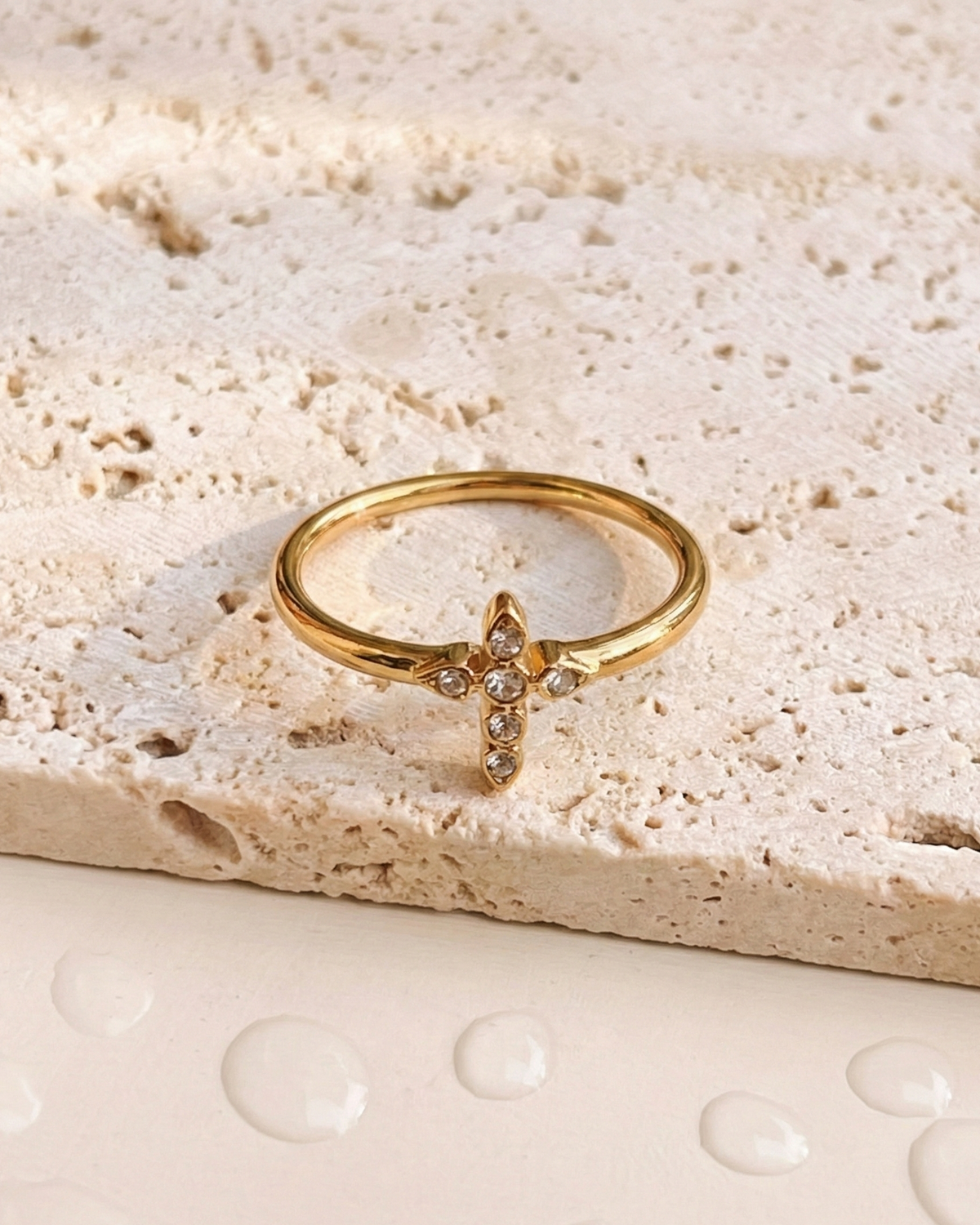 Faryna Round Zircon Inlaid Setting Vertical Cross Design Centerpiece Gold Ring