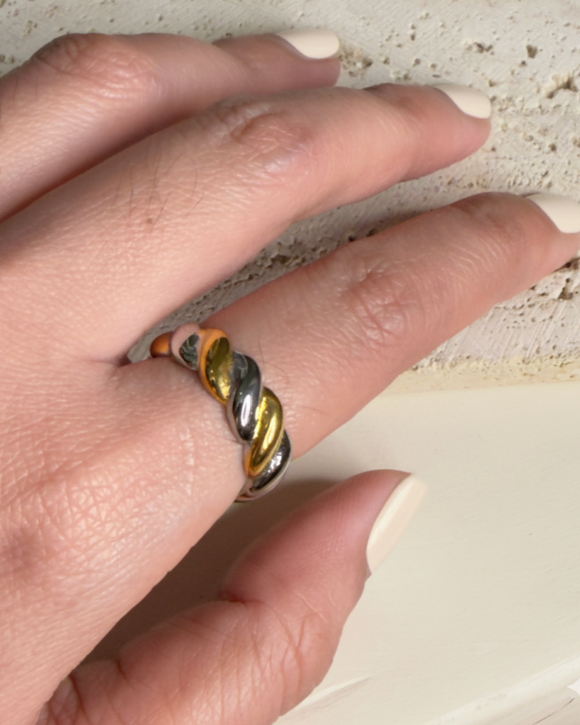Fiorin (Two Tone) Wide Flat Twisted Silver Gold Rope Design Ring