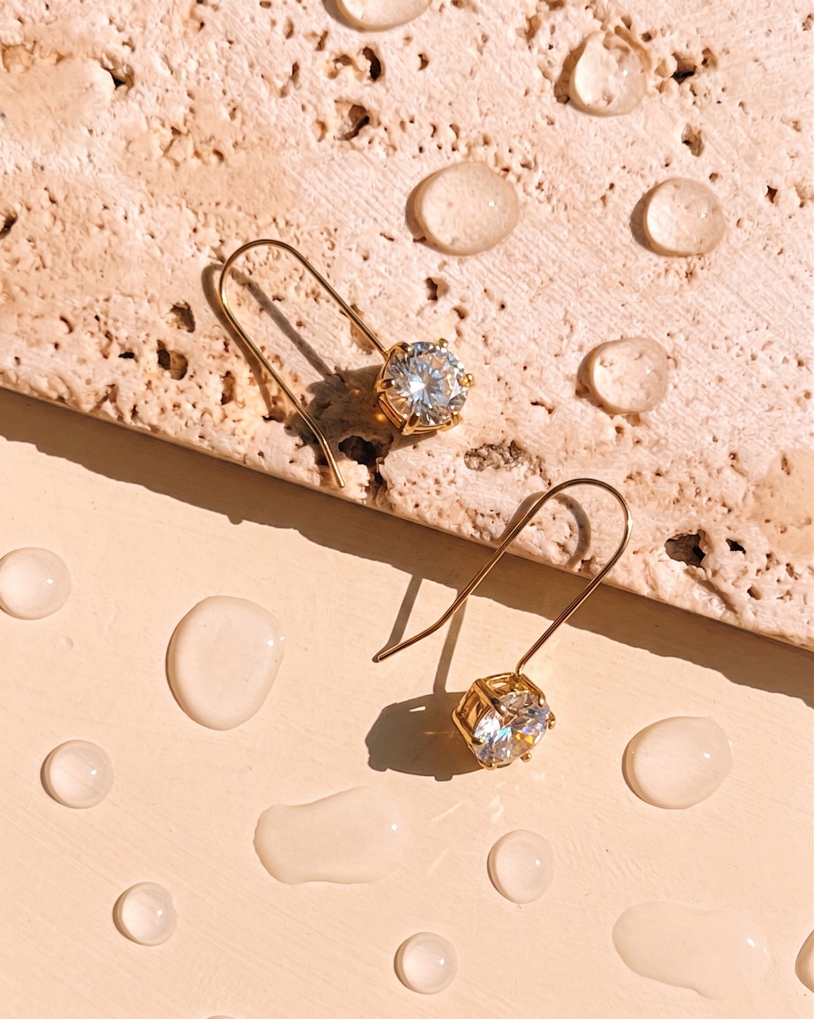 Garda Round Zircon Crowned Set Hook Dangle Gold Drop Earrings