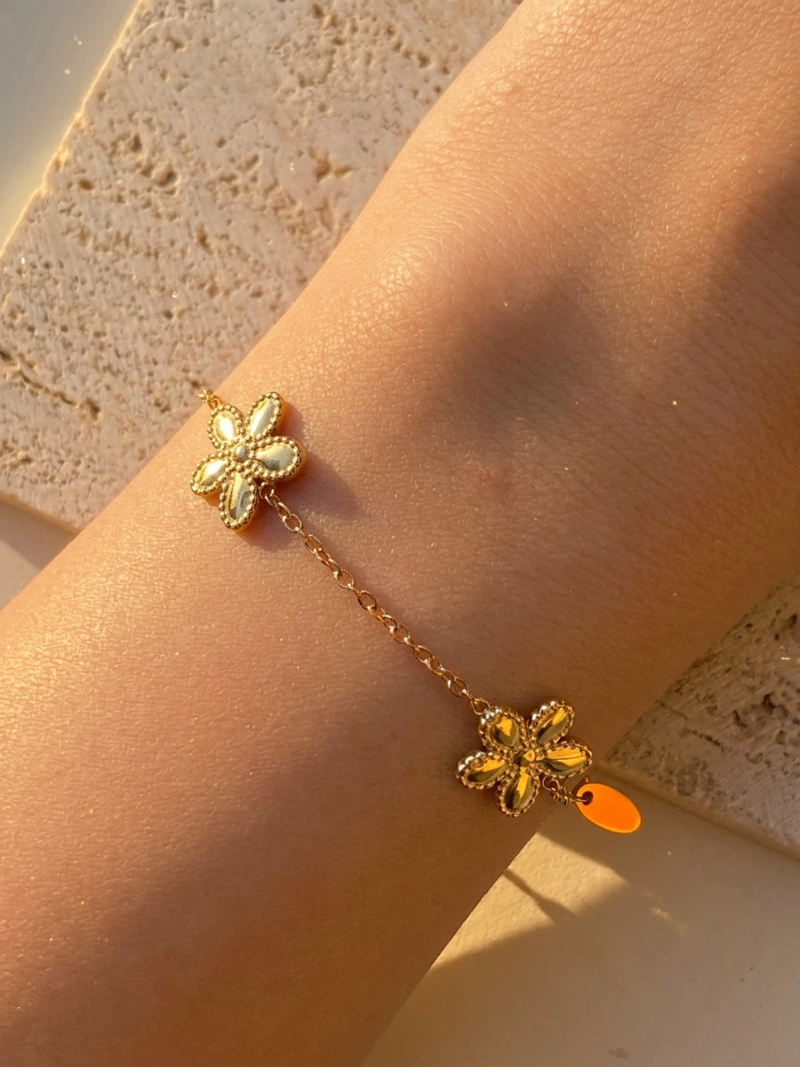 Lusia Sakura Clover Flower Design Beads Pendant Classic Link Chain Gold Bracelet