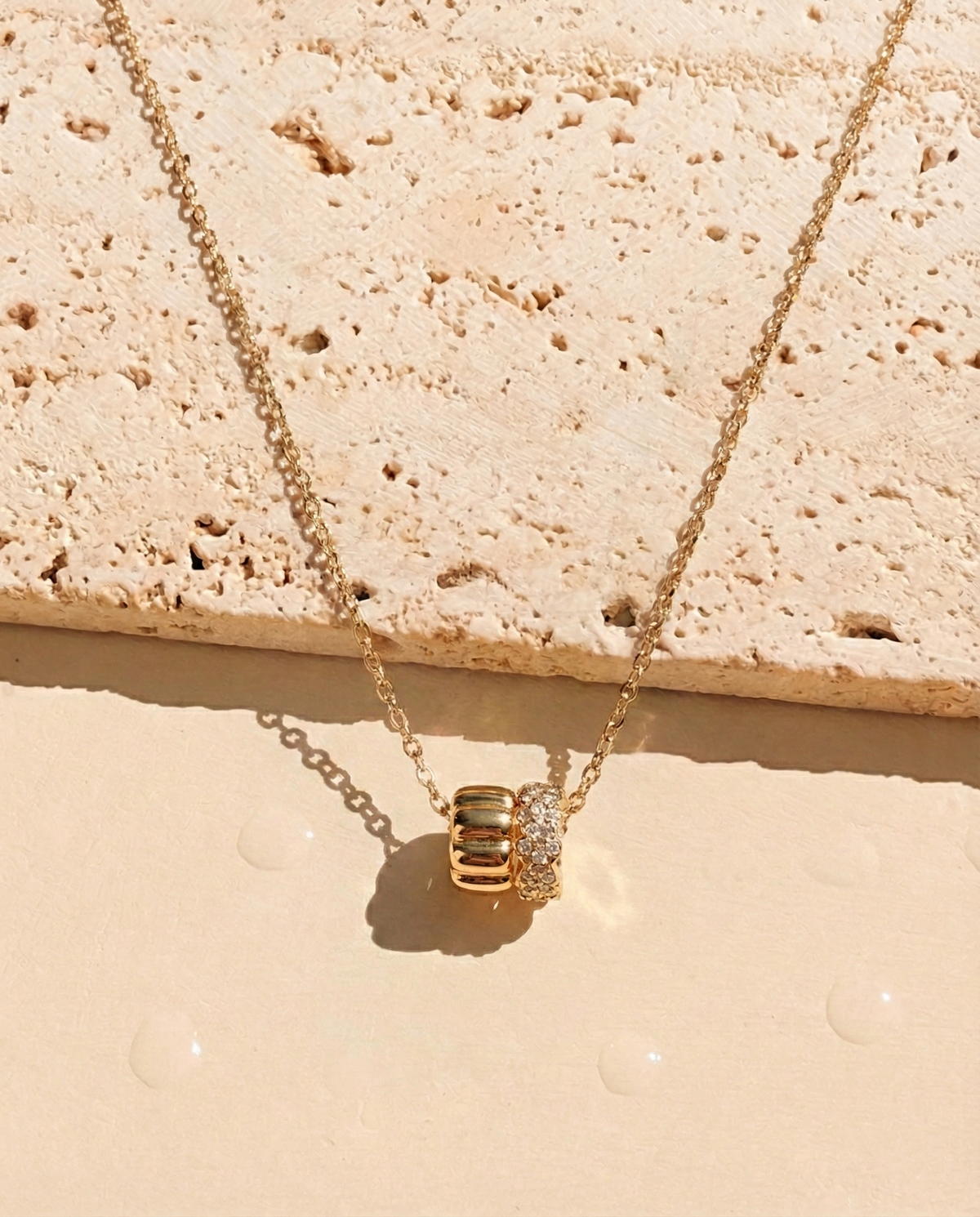 Orla Dual Ring Groove Zircon Flower Shaped Paved Pendants Thin Link Chain Gold Necklace