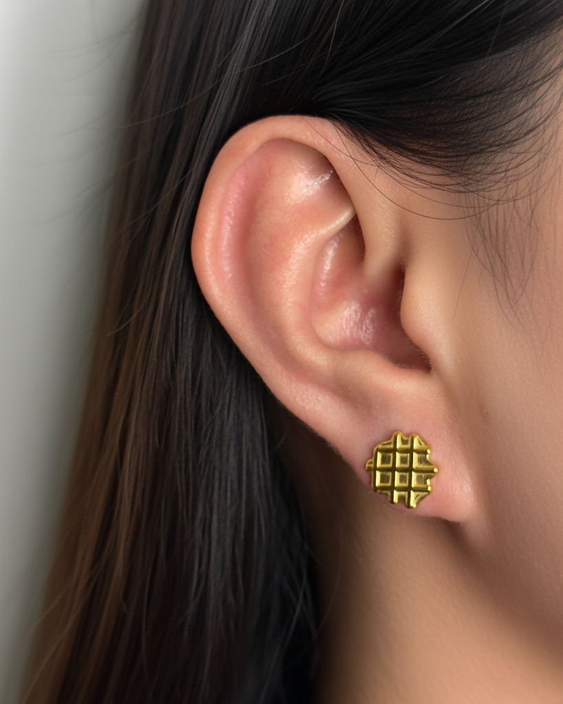 Pynelle Waffle Shaped Gold Studs