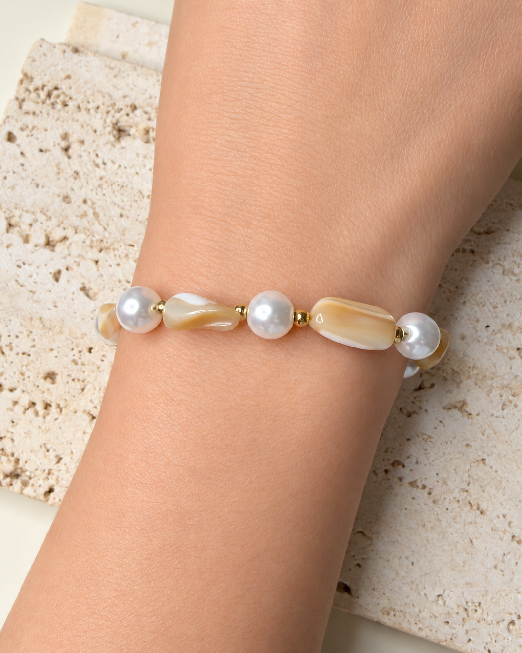 Susan Round Pearl Geometric Resin Stonewash Tiny Ball Beads Design Gold Bracelet