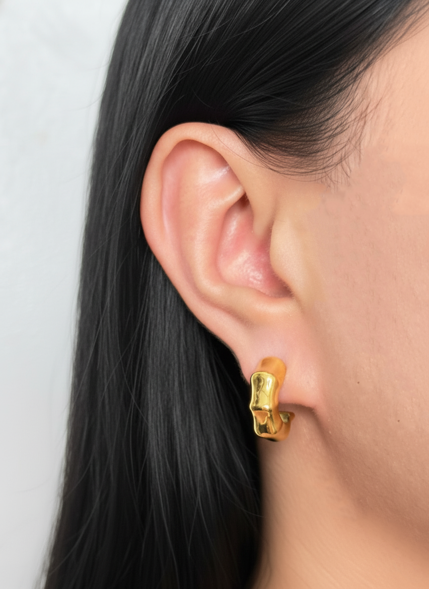 Sylorin C-Shaped Bamboo Design Gold Hoop Studs