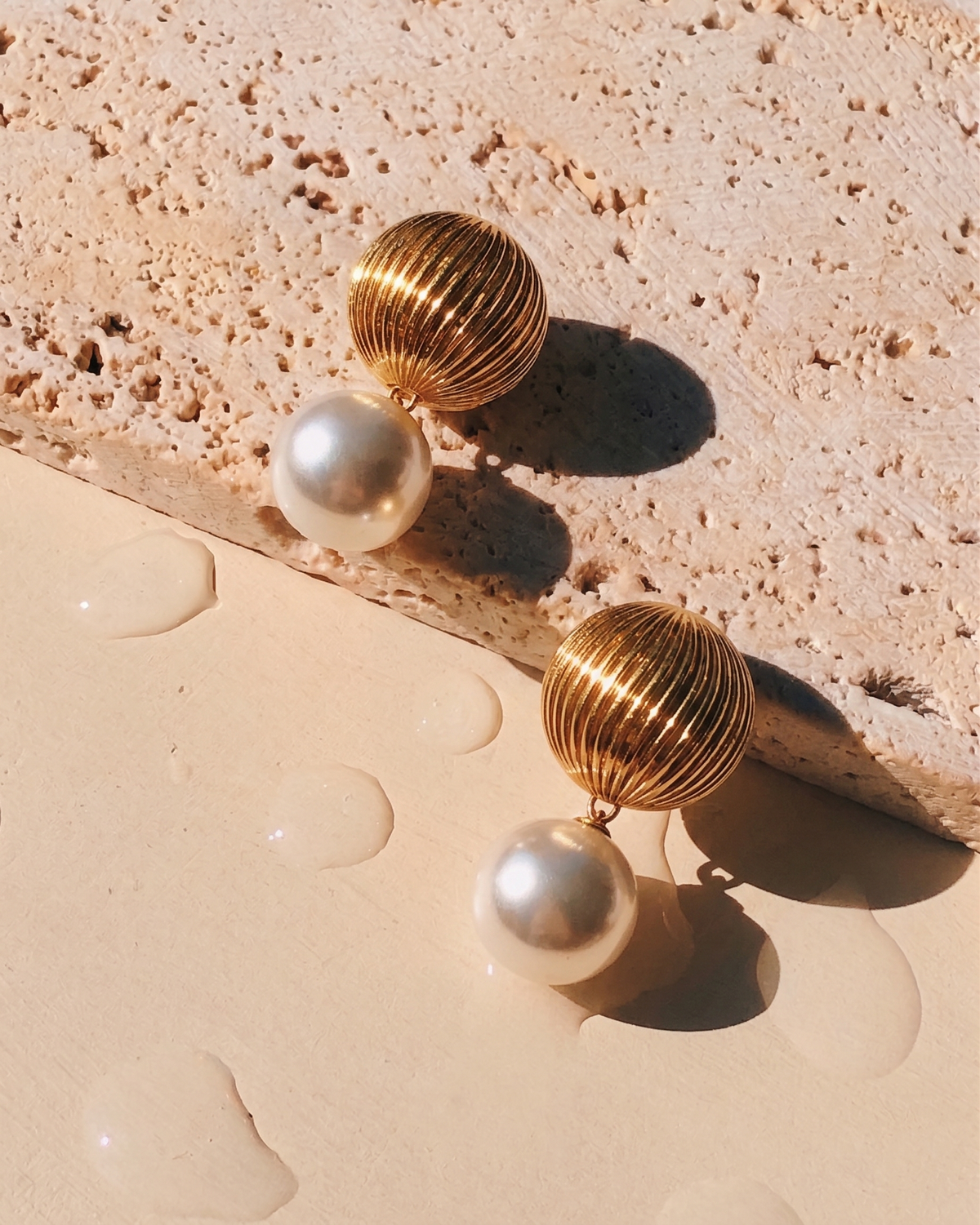 Telsyn Grid Textured Half Round Ball Gold Stud Round Pearl Drop Earrings